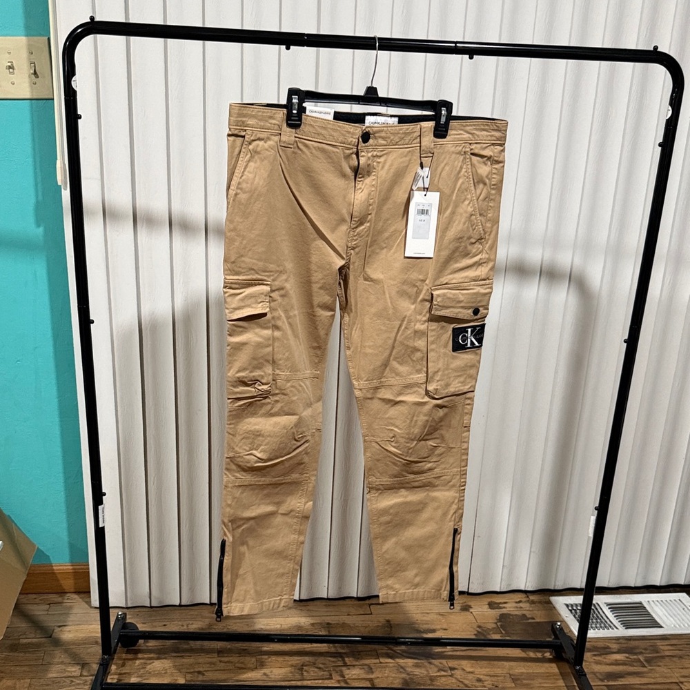 Calvin Klein Men's Beige Cargo Pants